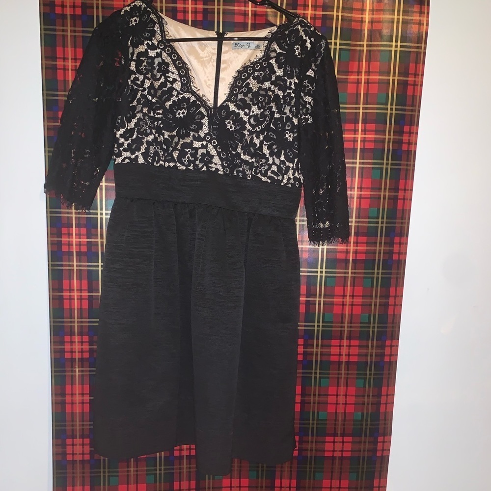 Eliza J dress 👗lace 001